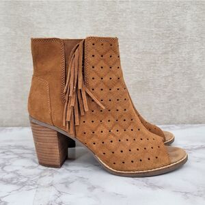 TOMS Womens Majorca Peep Toe Bootie Cinnamon Suede Perforated Fringe